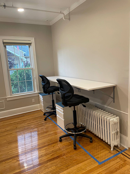 PTI Office Furniture recently furnished office in Staten Island, New York.  PTIOF has the solution for any workspace problem your looking to solve for your business.
