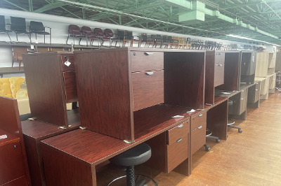 Our large showroom has desks for any office staff member and any office style.  Whether you’re looking for brown, white, black, or beige desks, we have it in stock!