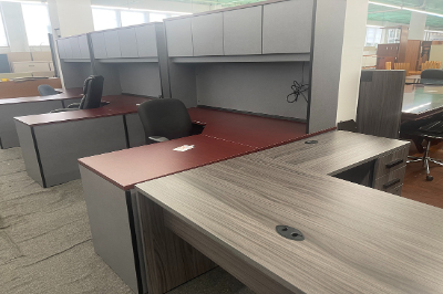 From large, executive office desks to smaller staff or receptionist desks, PTIOF is sure to have it in stock.  Stop by our showroom!
