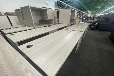 Our large showroom has desks for any office staff member and any office style.  Whether you’re looking for brown, white, black, or beige desks, we have it in stock!